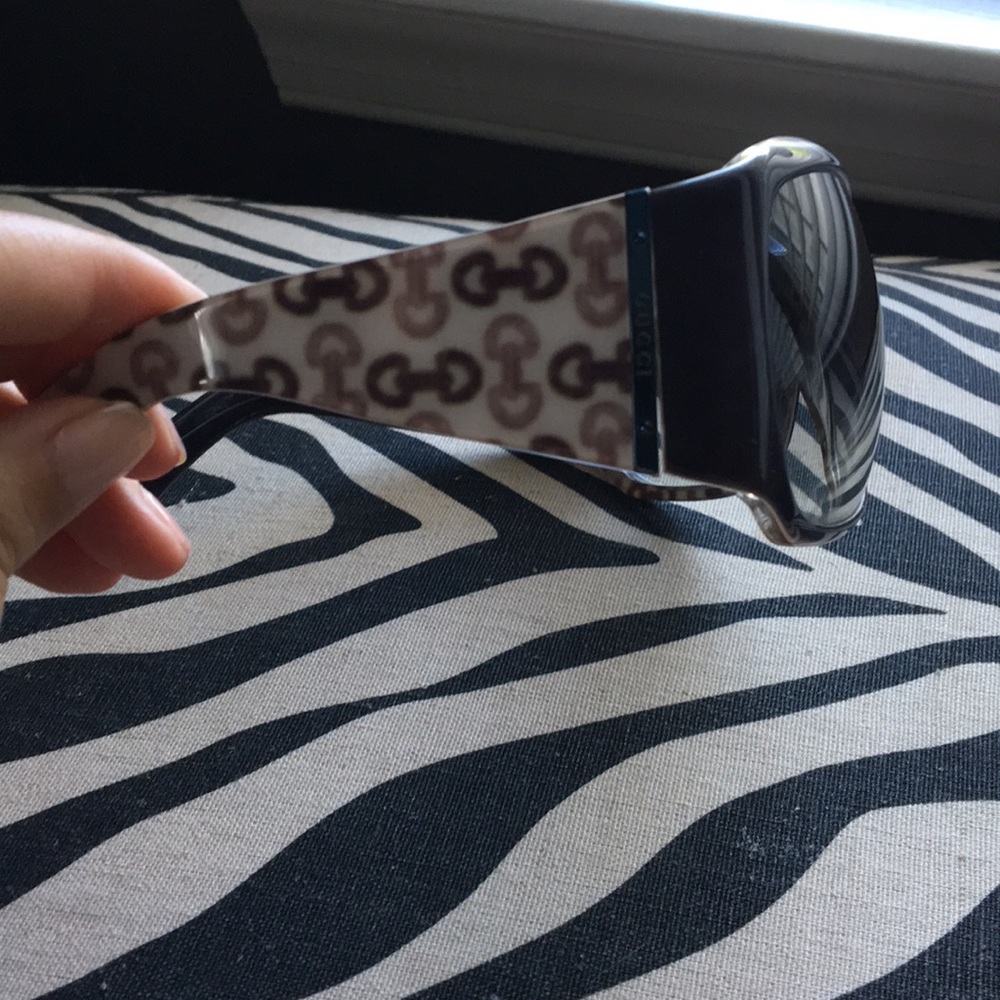 Gucci-Authentic sunglasses